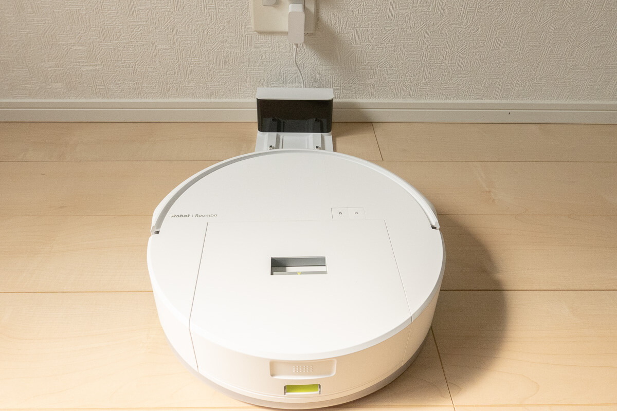 「Roomba (ルンバ) 205 DustCompactor Combo ロボット」で床掃除をスマートに
